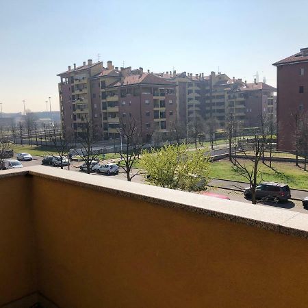 Emariva Apartment Rozzano Luaran gambar